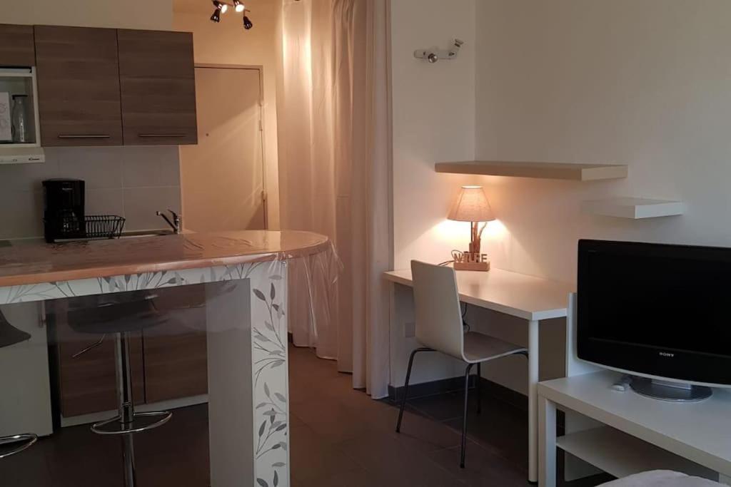 뷰씨 쎙 죠흐쥬 Cosy flat 아파트 외부 사진